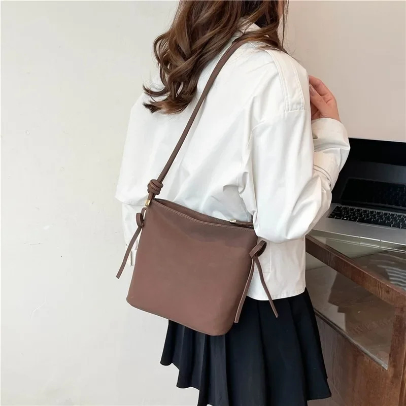 New leather bucket youth shoulder new lightweight women s large capacity handbag designer shoulder bag trendy handbag bag