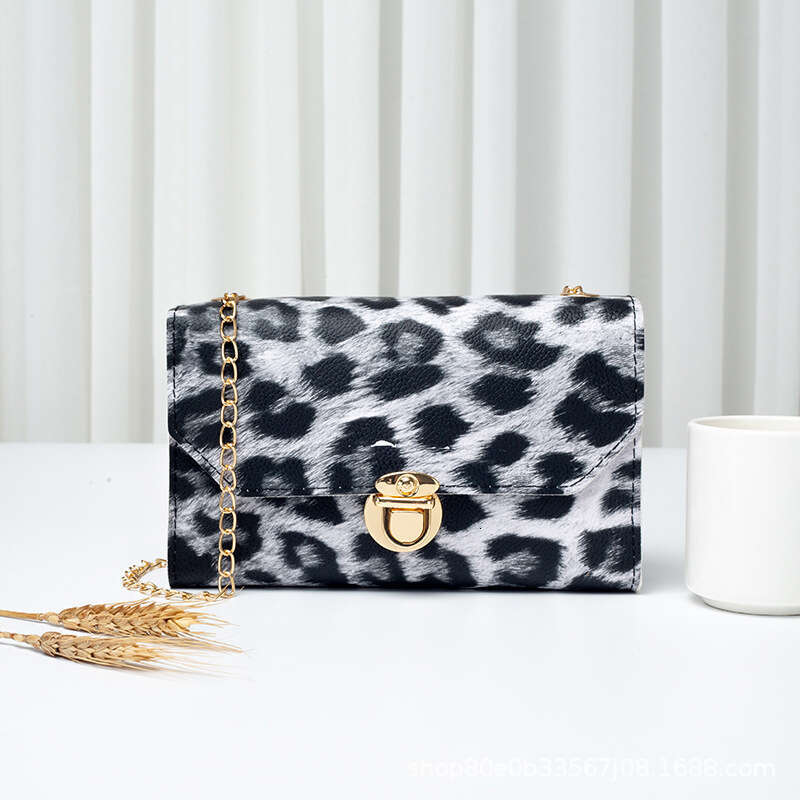 Leopard Pattern Small Square New Women's Manufacturer Wholesale Korean Version Single Shoulder Crossbody Mobile Phone Bag
