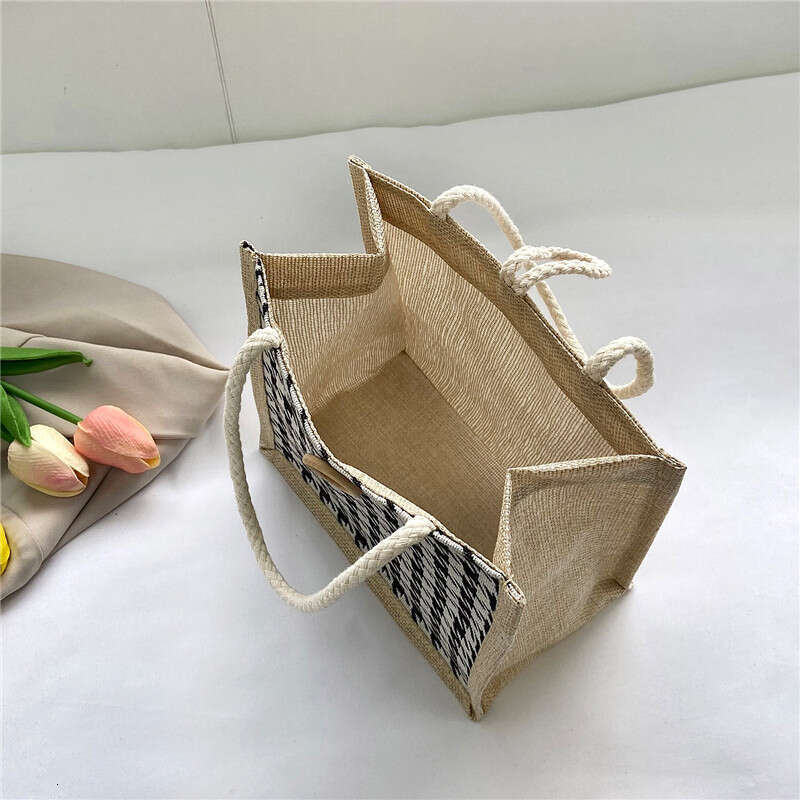 New Handheld Canvas Women's Large Capacity Fashionable Thousand Bird Grid Shopping Shoulder Student Classroom Bento Bag