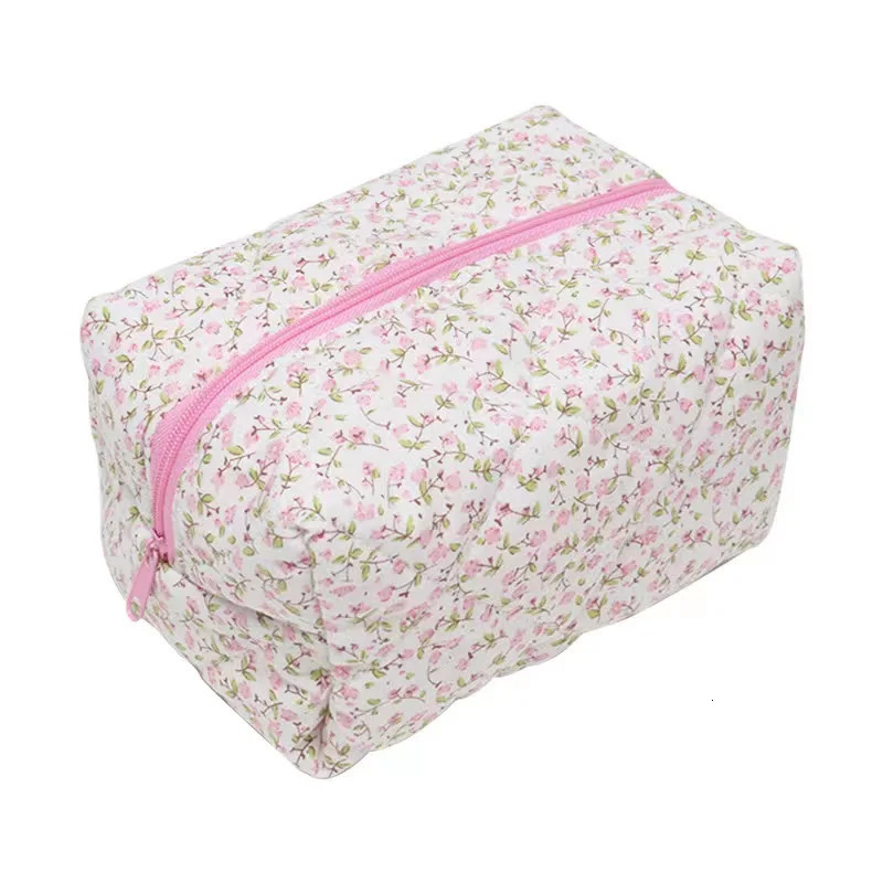 Home>Products>Flower Fluffy Wrinkle Makeup Bag>Flower Fluffy Wrinkle Makeup Bag 241223