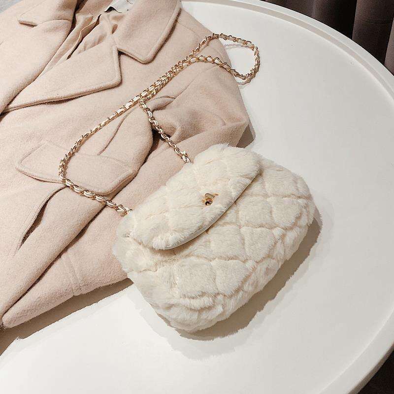 Autumn And Winter Styles Of Woolen Small Bags For Women, New Trendy Korean Version, Versatile Crossbody Bag, Fashionable Dia Grid Chain Bag