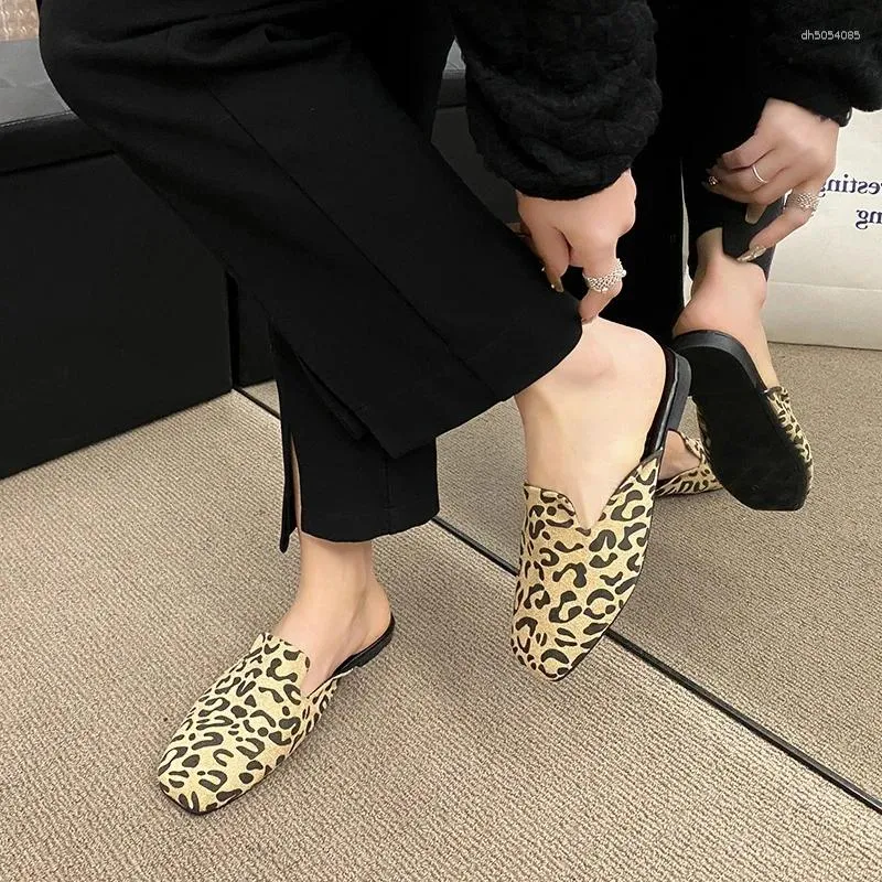 Slippers Leopard Women Mules Shoes Flats Suede Summer 2024 Square Toe Designer Outdoor Sandals atos Mujer Slides
