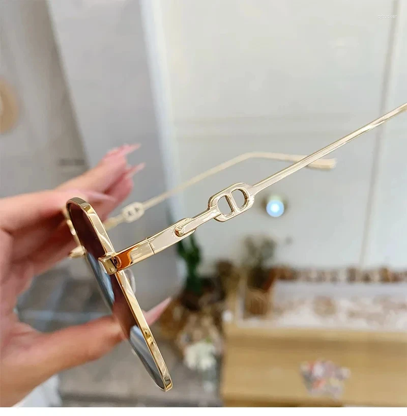 Sunglasses Women Rimless Square Sun Glasses Luxury Ladies Fashion Personality Shades Gradient Eyewear UV400 Gafas De Sol