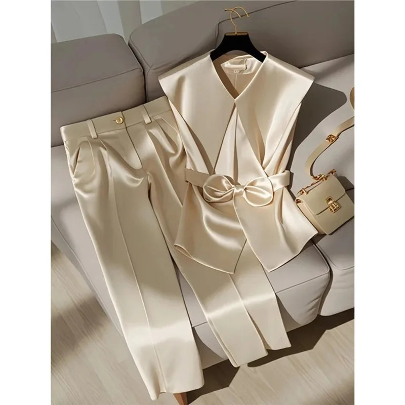 Bowknot Champagne Color Suit Womens Spring Summer Fashion perfume Style Sleeveless Tie Top Pants Professional 241212