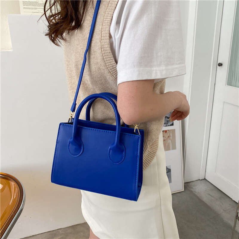 Spring New Crossbody Retro Leisure Handheld Small Square For Women Simple Fashion Western Style Shoulder Bag