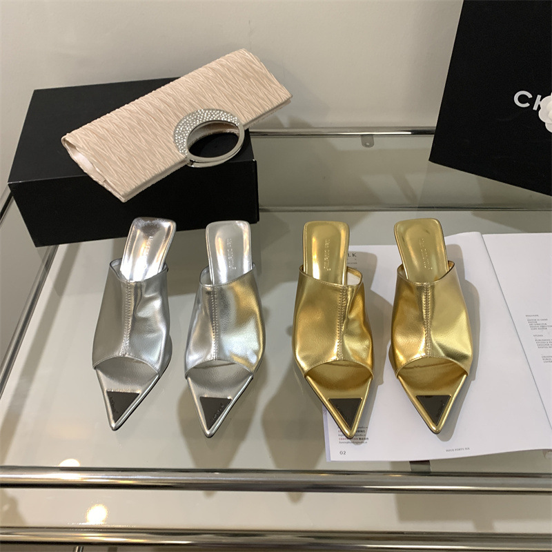 2025 Gold Sier Pointed Toe Slippers Women Designer Thin Low Heels Banquet Party Prom Ladies Slide Shoes EU35-39