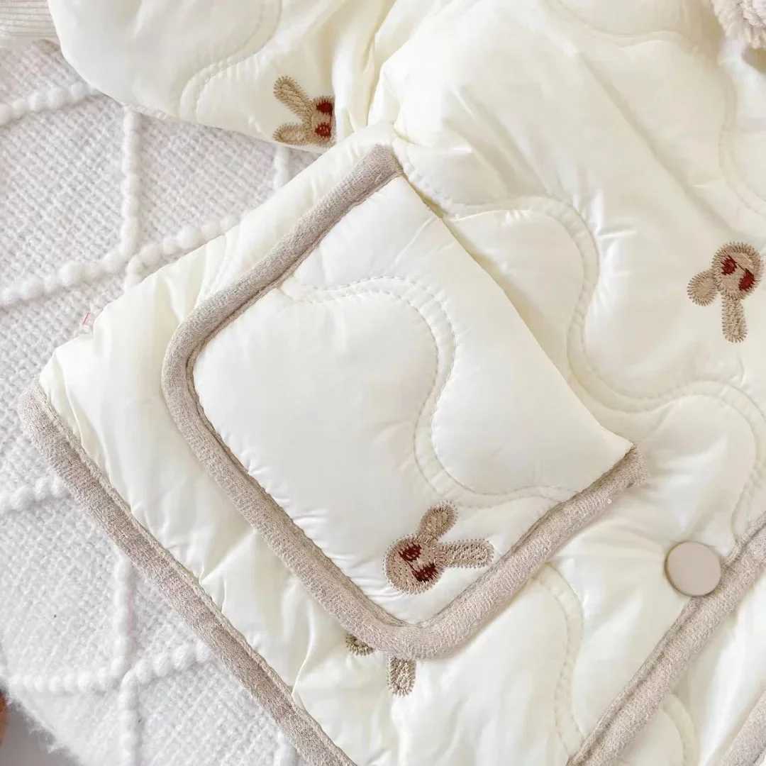 Childrens Coats Cute Bunny Embroidered Childrens Fleece Coat Girls Cotton-padded Jacket with Wool Padded Jacket Kids JacketXJ241214