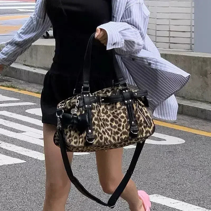 Gainny Y2k large capacity pink travel cross body bag for women Versatile Leopard Print shoulder bag 2024 trend sports and fitness handbag 241212