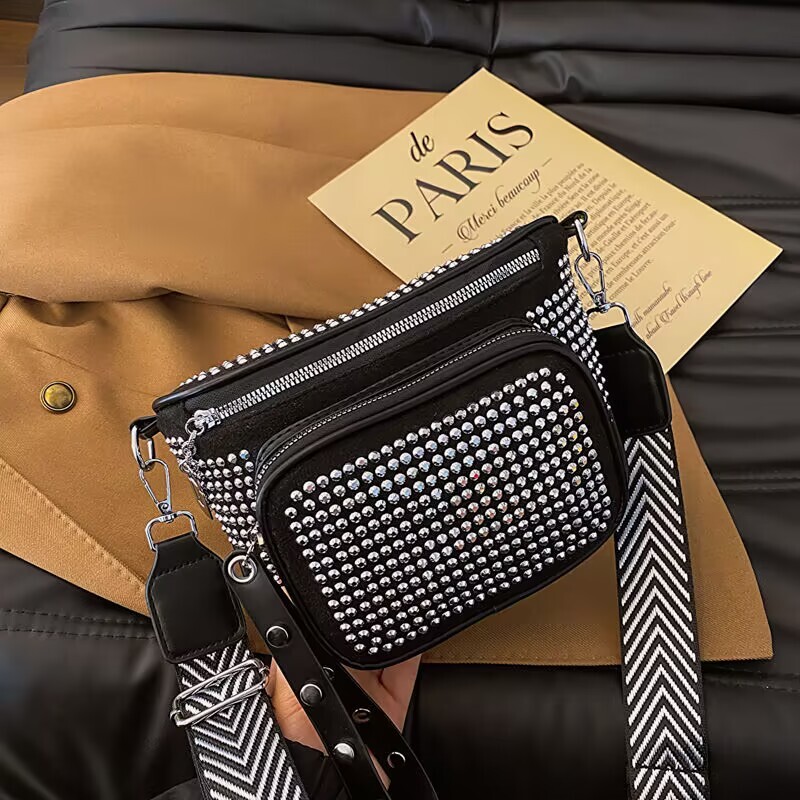 Women's Shoulder Strap Bag New Style Female Designer Trendy Rivet Motorcycle Street Bag Master Handbag High End Bag