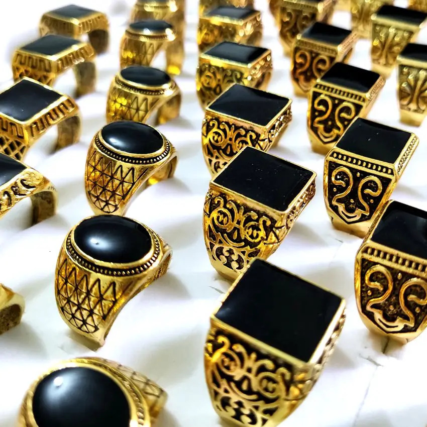 Wholesale 30pcs/lot Mens Black Enamel Gold plated Ring Square Rectangle Oval Shapes Mix lot Vintage Jewelry 241216