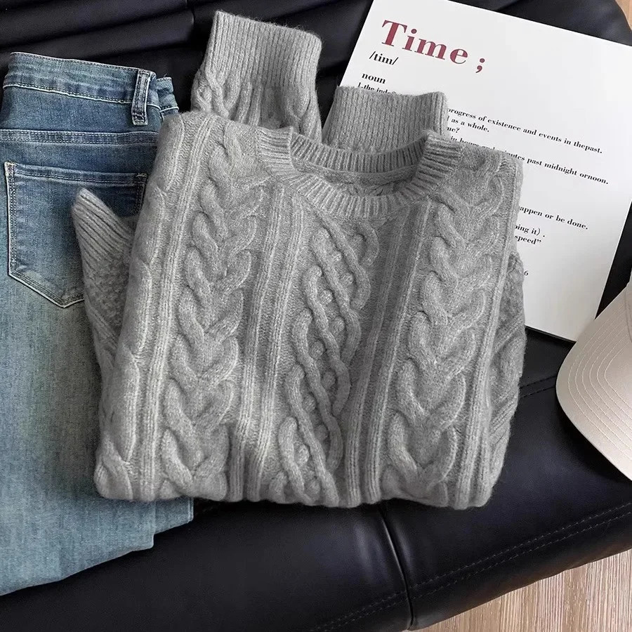 White round neck cable knit flower raccoon fur sweater womens autumn and winter coat retro Japanese loose casual style 241211