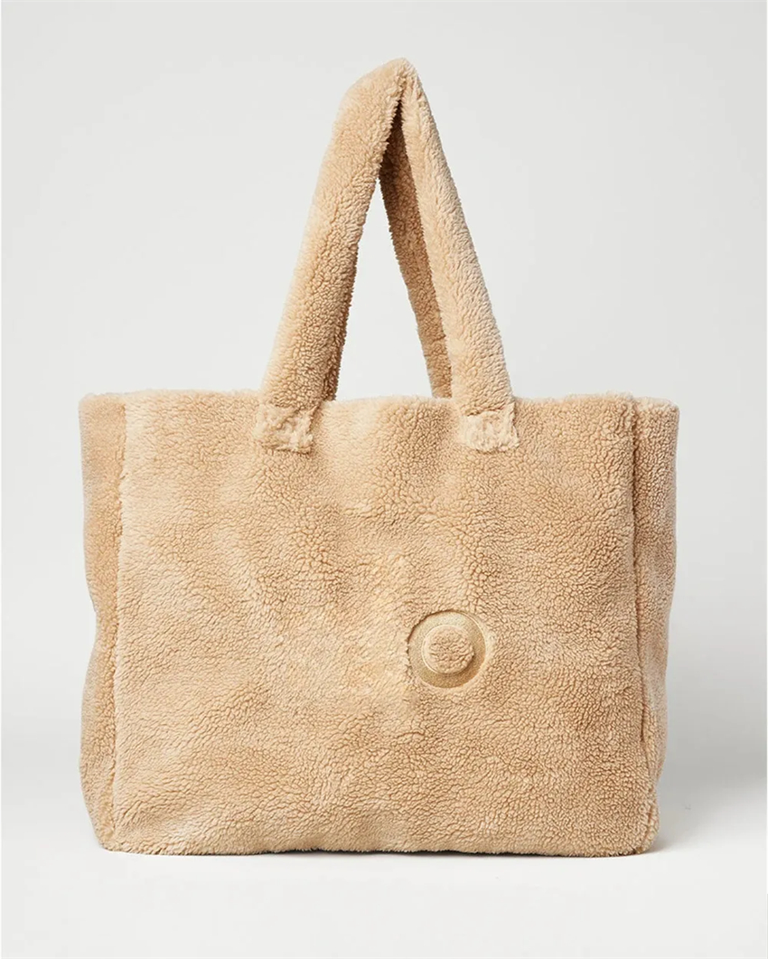 Yoga Foxy Sherpa Tote Fashion Letter Plush Handbag Comfortable Strap Large Capacity Storage Shoulder Bag n7