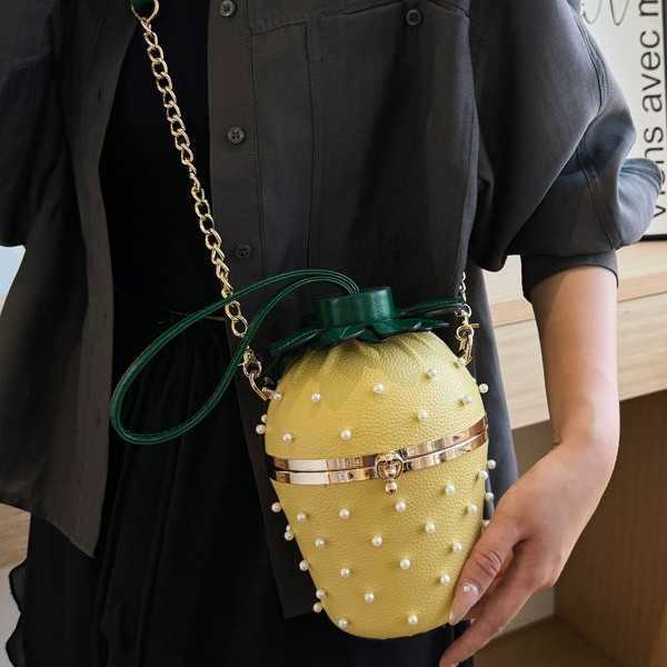 Bags Personalized Rivet Strawberry Small Bag Collection Forest Sweet Girl Single Shoulder Chain Handheld Small Round Bag 241215