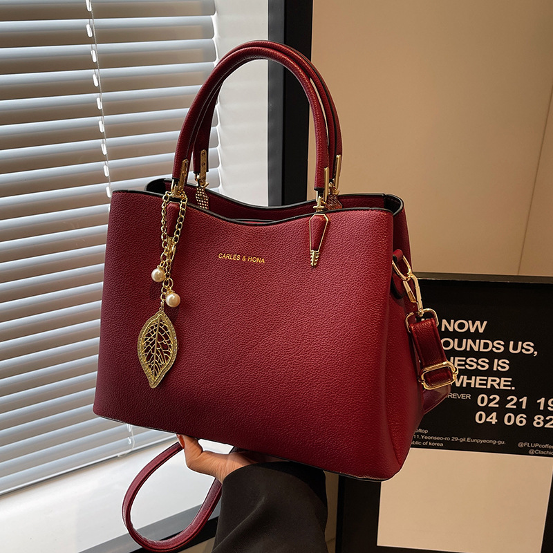 Shoulder 3 High-end Women Small Bag New Fashion Handbag Simple Design Wedding Versatile Triple Black Red Free shipping 964