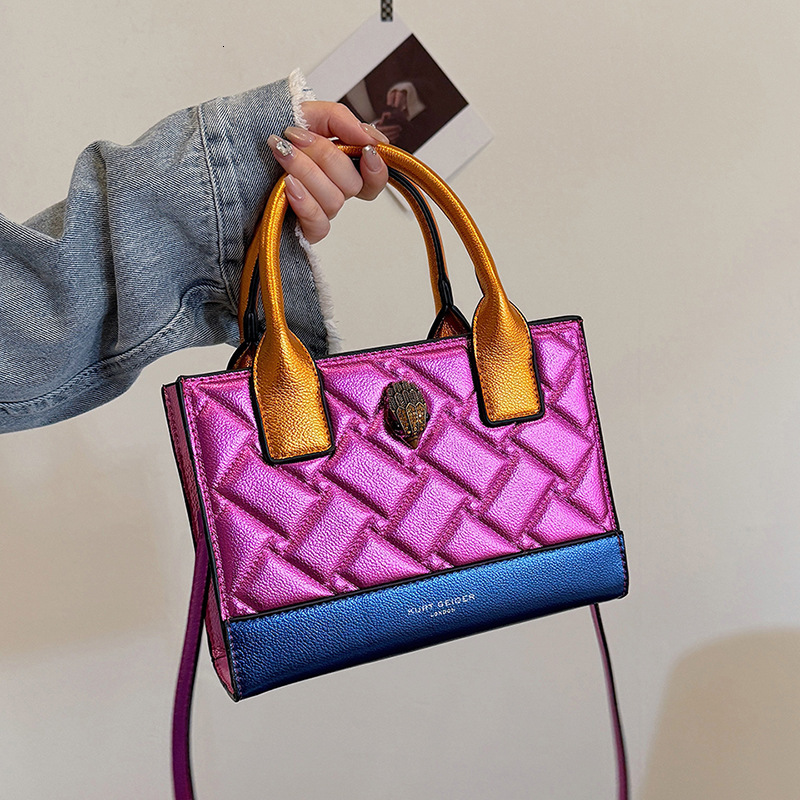 London 2025 New Designer Women's Large Capacity Handbag Trend Quilted Fashion Single Shoulder Bag