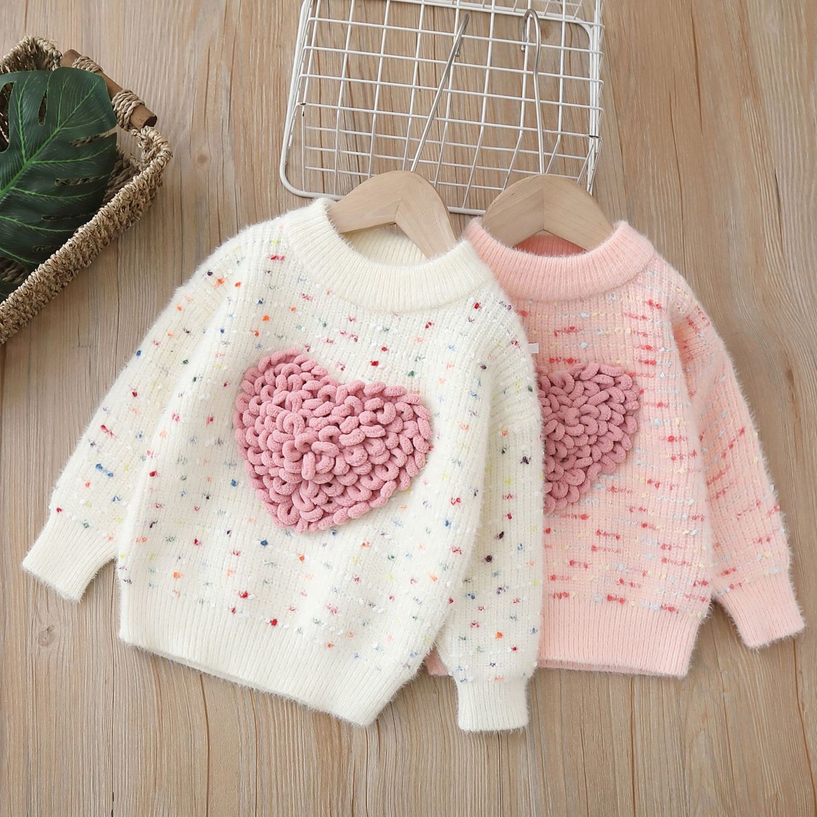 Girls Sweater Round Neck Knitted Base Sweater Love Color Sweet Plush Thick Childrens Knitted Sweater 220326