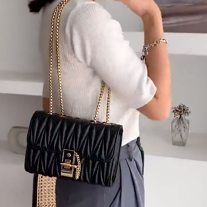 New Women s Handbag Chain Evening Dress Small Wallet Women s Diagonal Shopping Shoulder Bag Leather Geometric Designer Shoulder Bag bag
