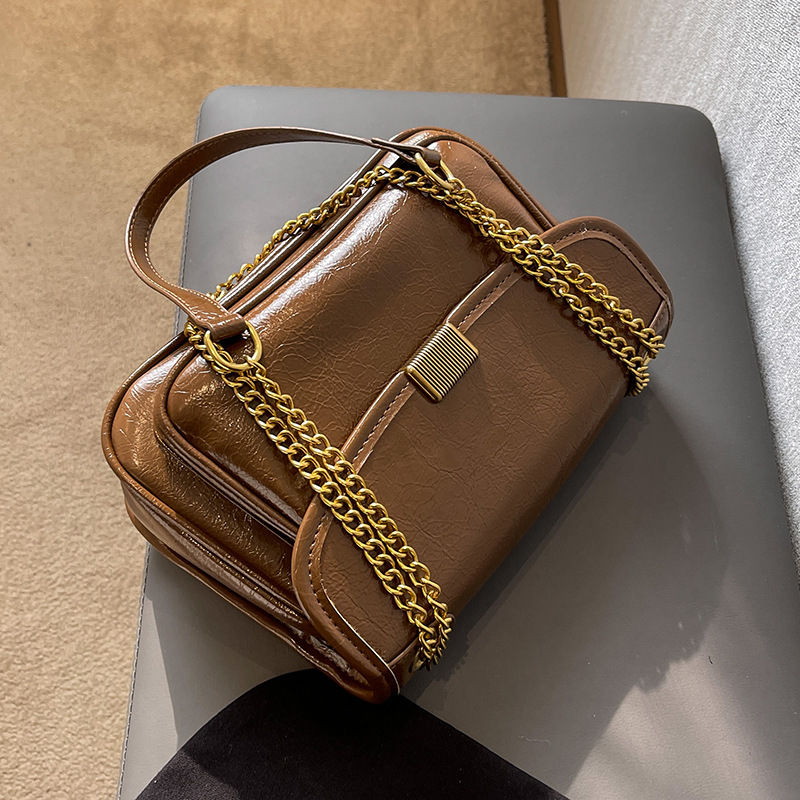 Women Shoulder NEW Popular Versatile Fashion Retro Chain Crossbody Small Square Bag Triple Black Coffee Brown Red Free shipping