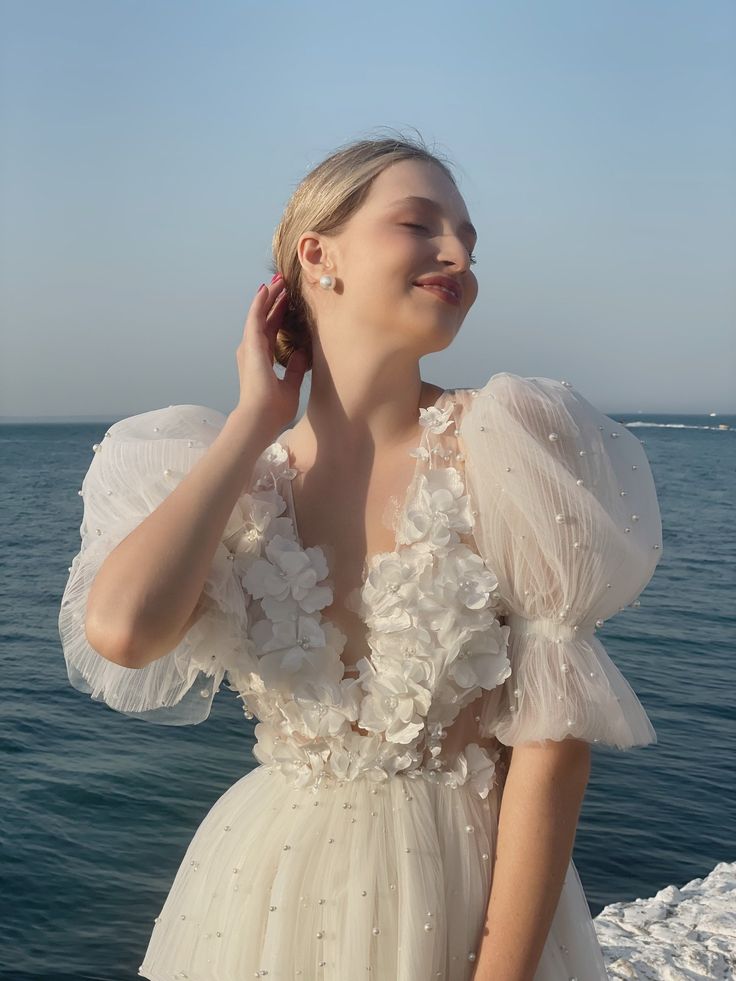 Modest Beaded Neck Wedding Dresses Mermaid Sleeve Bridal Gown Pleat Button Back Satin vestido de novia 03