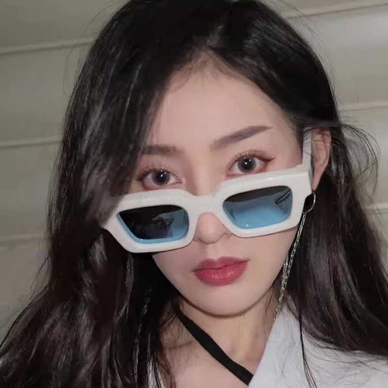 Luxury Hot 008 Designer Sunglasses for Men Women Cool Famous Fashion Classic Thick Plate Black Frame Eyewear Handmade Acetate White Mirror Brand Sun G