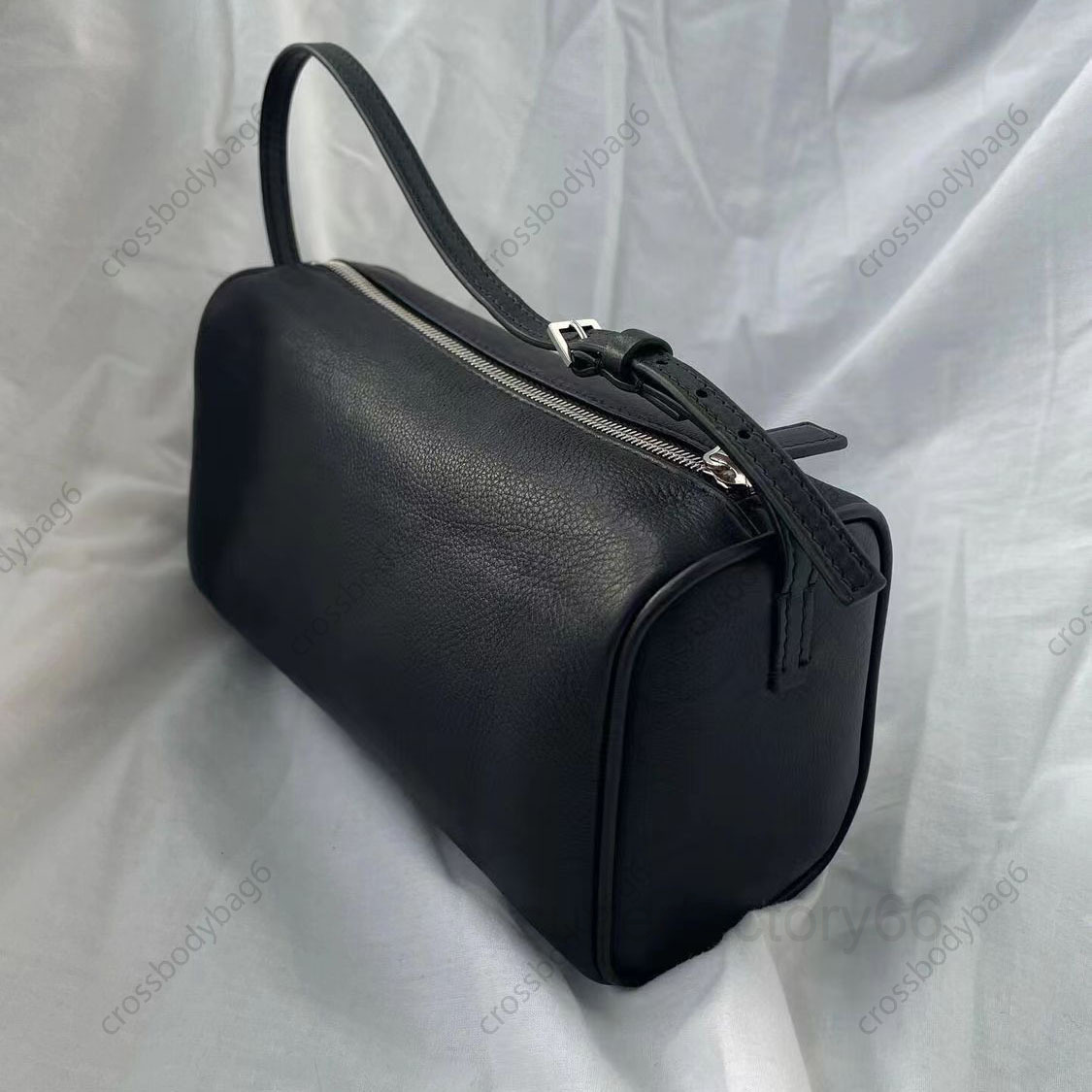 Guida Pelle In Pelle 90S Samiglia