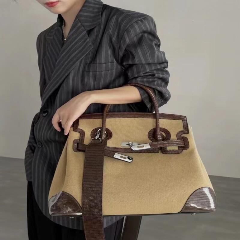 New Large Capacity Handbag PU Leather High Quality Retro Canvas Large Women s Shoulder New Fashion Designer Crossbody Bag bag