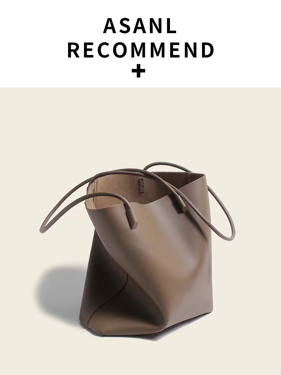 Luxury designer fashion shoulder handbag