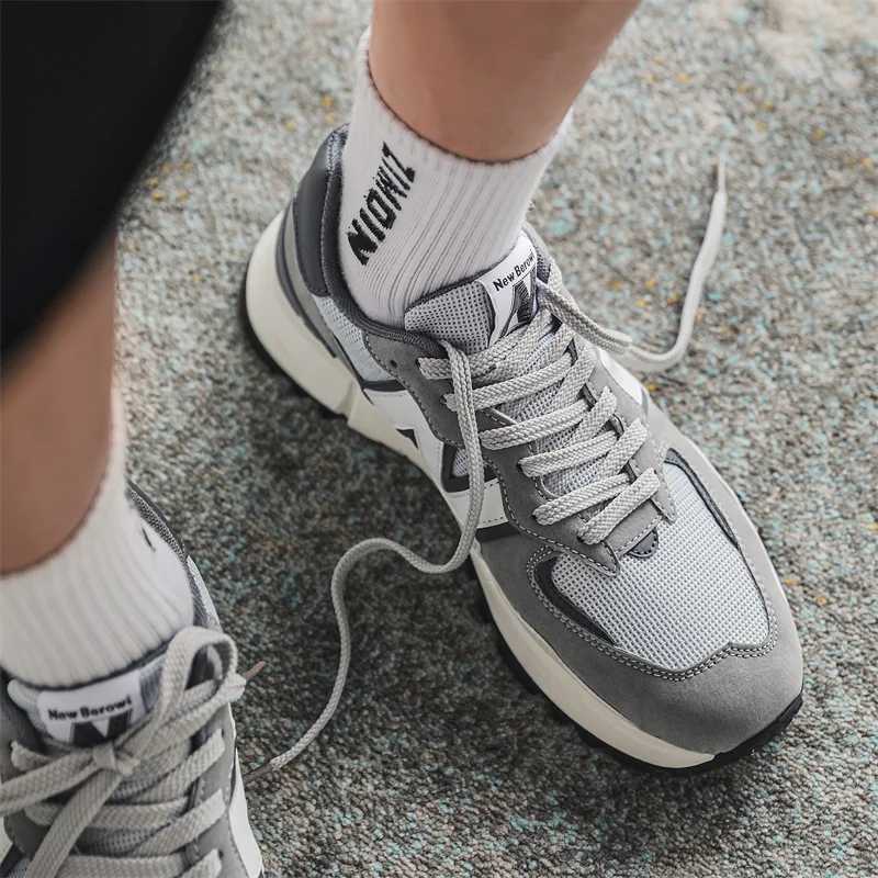 Classic Mens Sports Casual Running Couple Cricket Shoes Outdoor Pedestrian Street Lifestyle Skateboarding ShoesC250325
