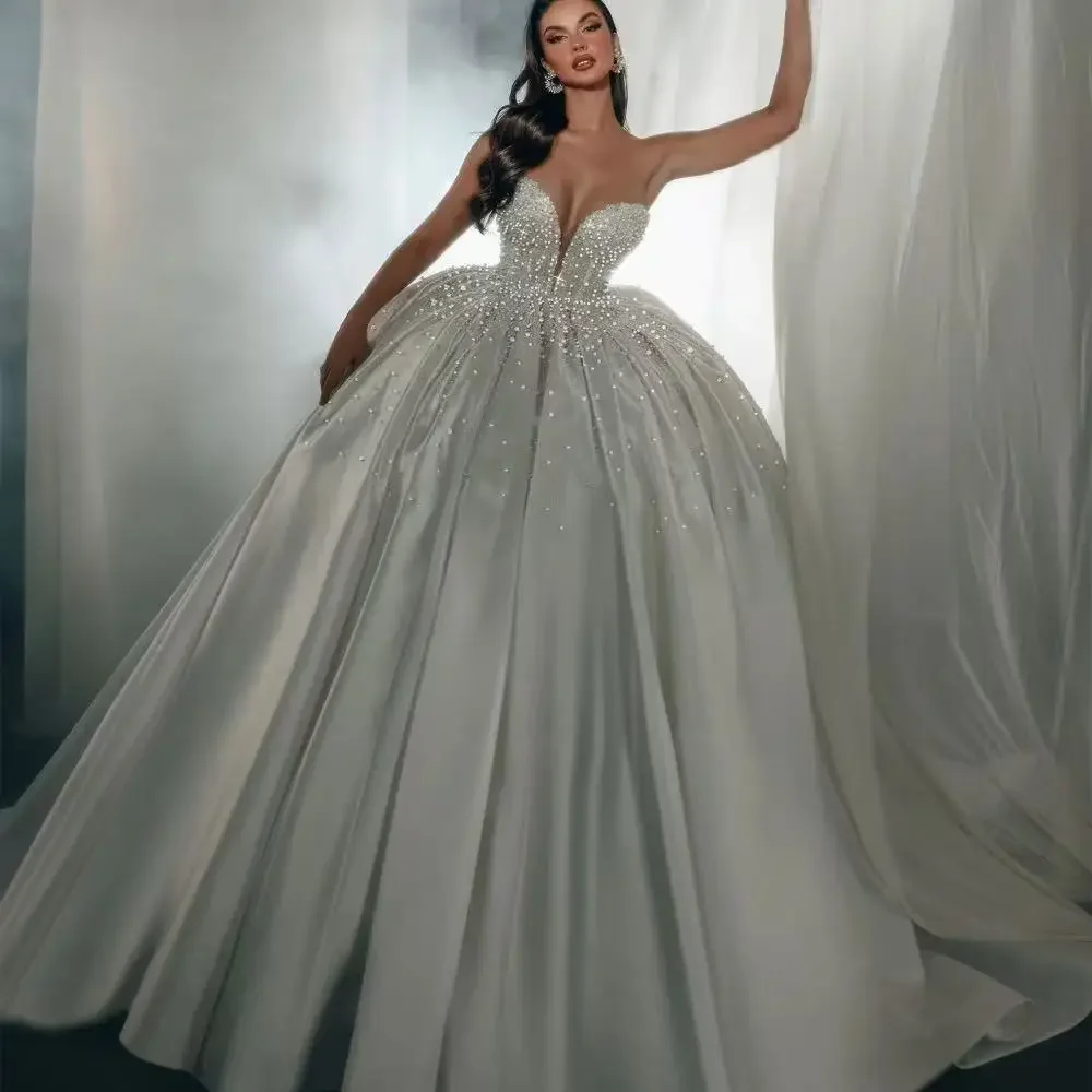 Gorgeous Ball Women Wedding Dress Sweetheart Neck Sleeveless Bridal Gown Pearl Sequins Sweep Train Dresses Customized Vestido De Novia