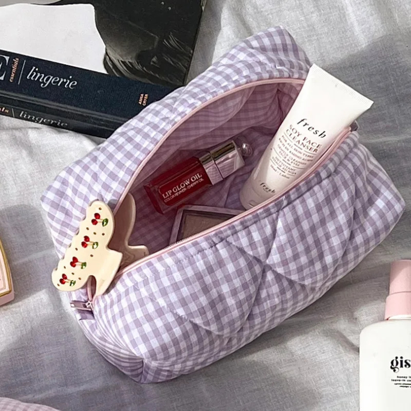 Floral Makeup Bag Large Capacity Portable Cosmetic Storage Bag Cotton Quilted Wash Bag Skincare Pouch Fashion Checkered 241212