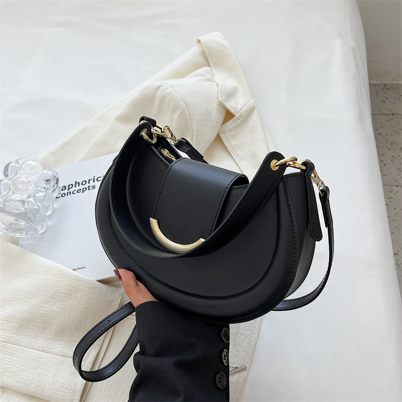 Women Shoulder Bag Fashion Korean Version Niche Simple Hand-held Bag Versatile Commuting Triple Black White Coffee Khaki Red Free shipping