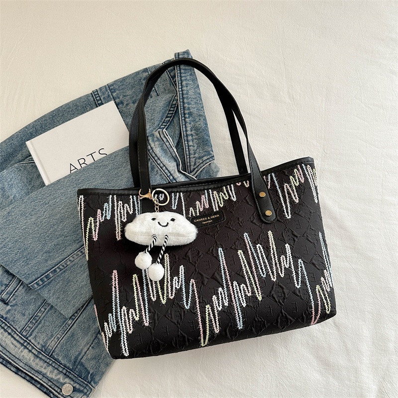 Free shipping designer bags for womens Embroidered tote bag black white blue pink Fashionable and versatile With hanging decorations