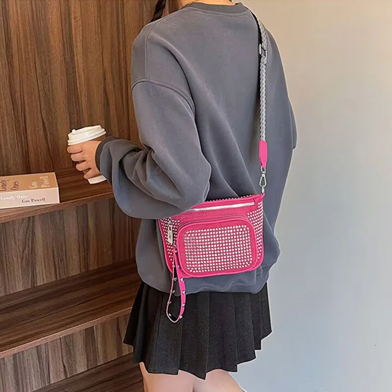 Women's Shoulder Strap Bag New Style Female Designer Trendy Rivet Motorcycle Street Bag Master Handbag High End Bag