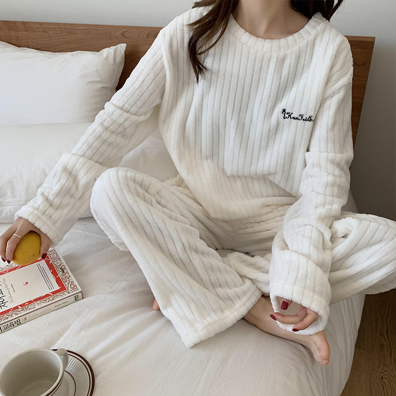 B588-Autumn and winter coral fleece pajamas women's long sleeve thickened home clothes crescent peach comfortable cotton velvet large size fashio