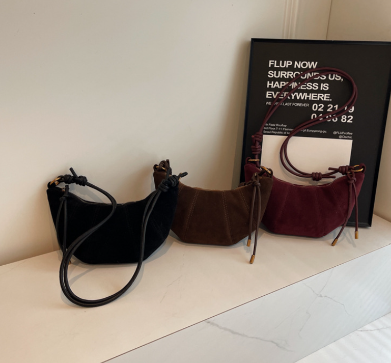 Women Shoulder Bag Fashion Retro Frosted Bag Trendy Popular Crossbody Bag Versatile Design Sense Triple Black Coffee Red Leopard Free shipping