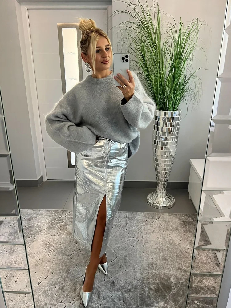 Casual Oneck long sleeved knitted floral womens fashionable gray Moher thick loose sweater 2024 commuting high street autumn top 241211
