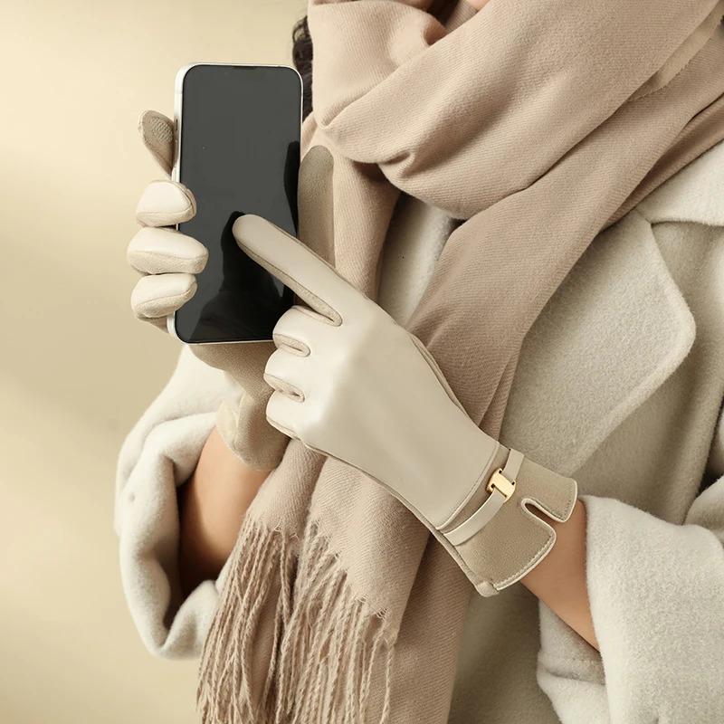 1 pair of winter wool lined womens gloves for heating and touch screen Pu elegant exquisite bicycle driving 241212