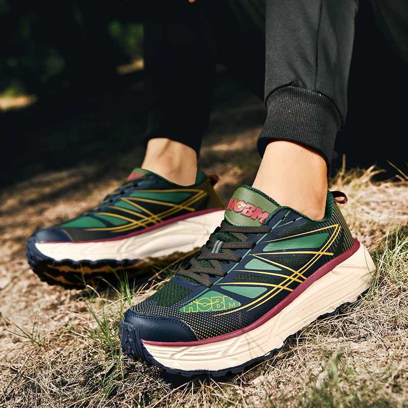 New 2025 Fitness Mens Running Shoes Cushion Fashion Outdoor Sports Jogging Sneakers Design Classic Mens ShoesC250325