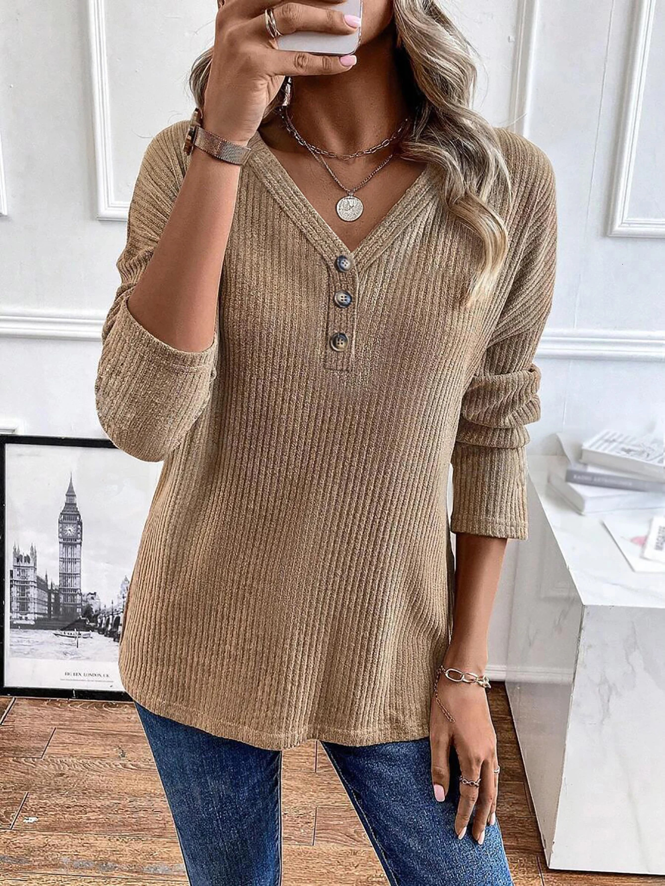 Spring and automatic buttons ribbon knit top casual sweater fully matched solid color long sleeved Vneck 241211