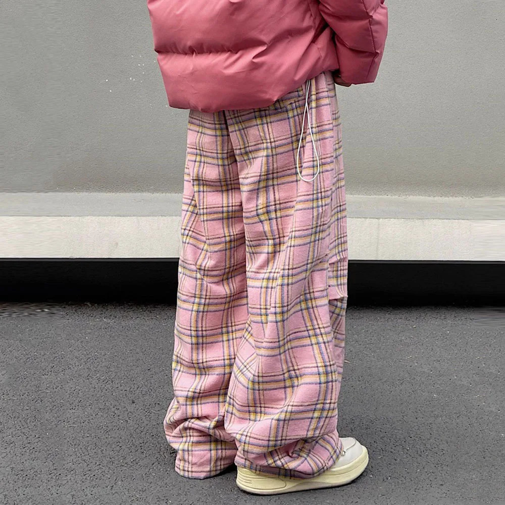 Mens Pink Vintage Oversized Plaid Pants Summer Baggy Wide Leg Pants Drawstring Y2K Streetwear Trousers Japanese Korean Clothes 241214