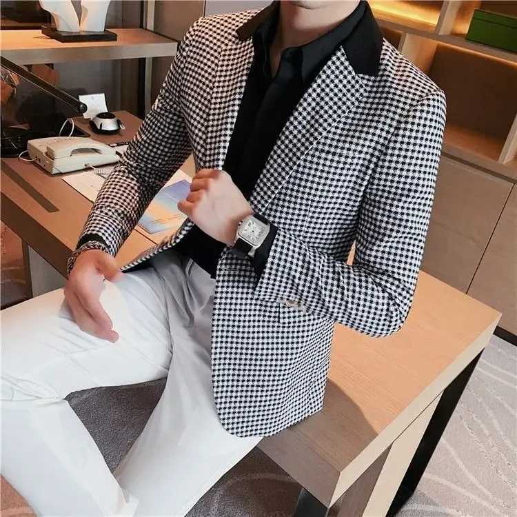 Coats Thin Slim Fit Man Business Suits and Blazers Plaid Spring Clothes Trendy 2024 Gentleman Casual New In Dress Jacket for Men W241216