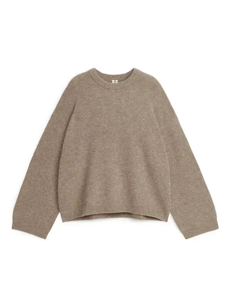 Womens casual solid loose knit sweater fashionable Oneck long sleeved soft floral autumn fashion womens warm jumper top 241211