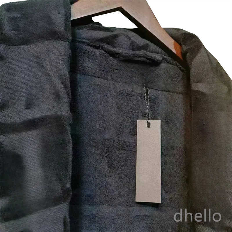 Designer Robe for Women Pajamas Mens Bathrobe Vacation Pjs Set Shawl Collar Pure Cotton Luxury Loungewear Family Couple Bath Sleeprobe Home Wear Sleep