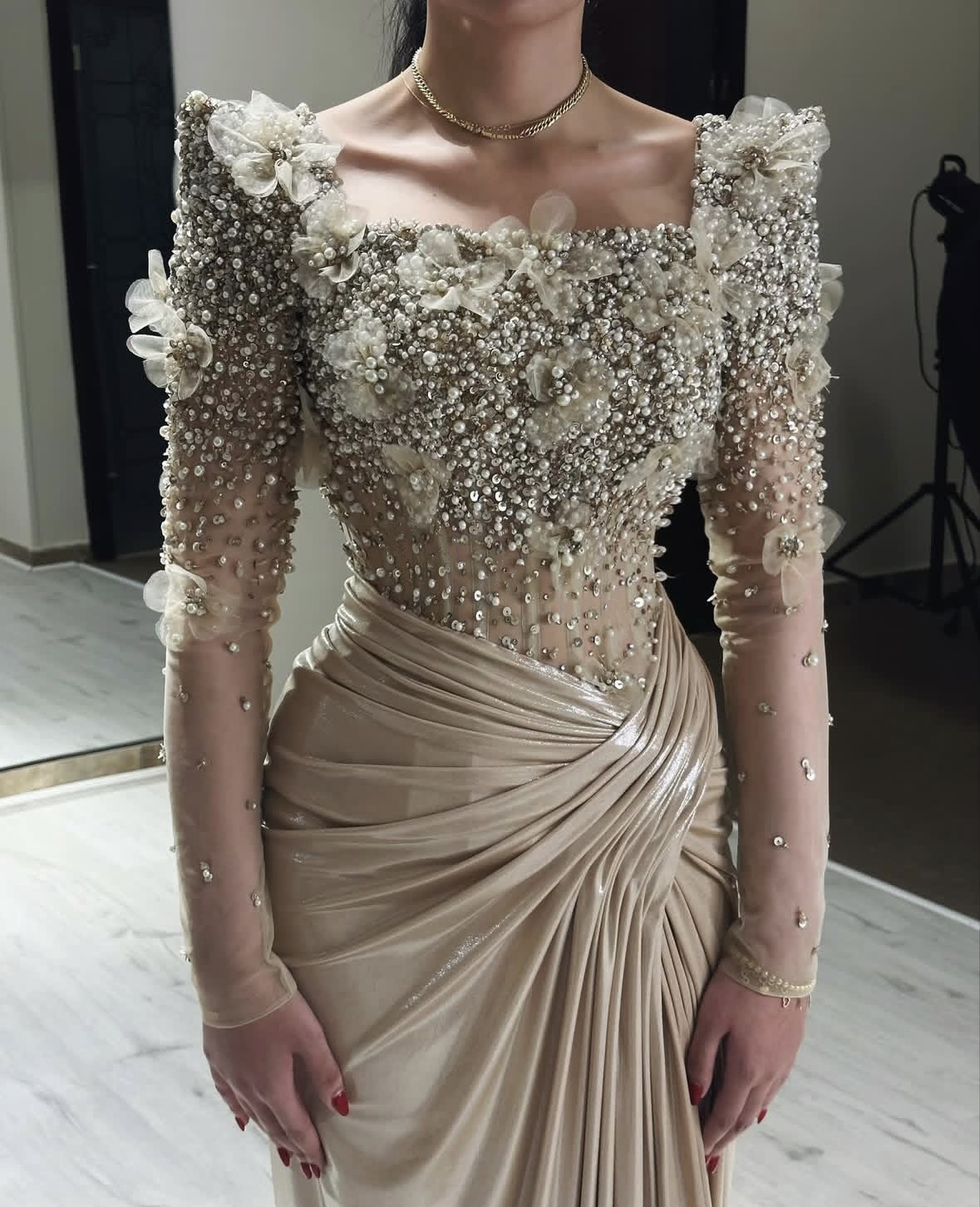 Elegant Champagne Mermaid Prom Dresses Beaded Long Sleeves Corset Evening Gowns 3D ral Appliques Ruched Formal Dress For Women 2025