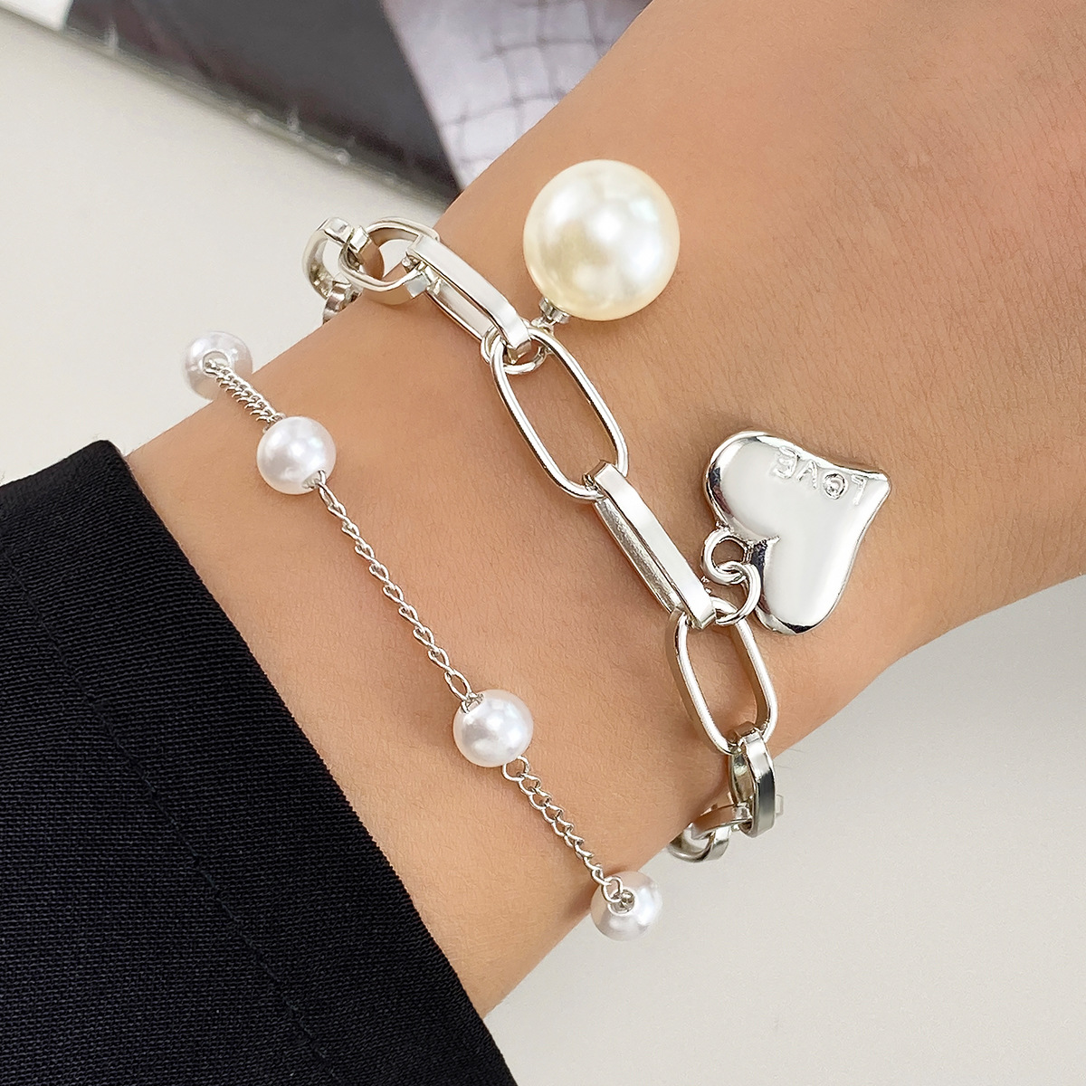 Double-Layer Charm Bracelet with Pearl Heart Pendant for Women - Trendy Fashion Jewelry Y2K 2025 Stainless Steel Gold Plated Hiphop Star Pearl Lover B