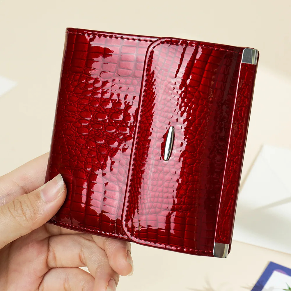 Cowhide Womens Purse Retro Fashion Alligator Pattern Female Leather Short Clutch Bag er Women Gift Coin Purse 241223