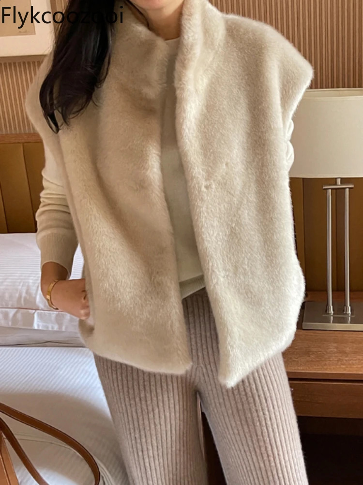 Fashion Korean Chic Fur Coat with Mink Hair Cardigan Korean Version Vest Casacos De Inverno Feminino Waistcoat 241213