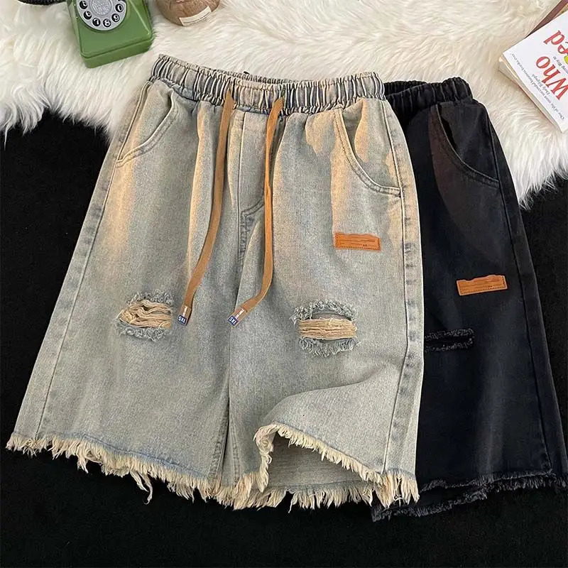 Mens fashion retro casual streetwear Y2K hole jeans shorts 2024 summer youth Harajuku pocket loose straight denim 241211