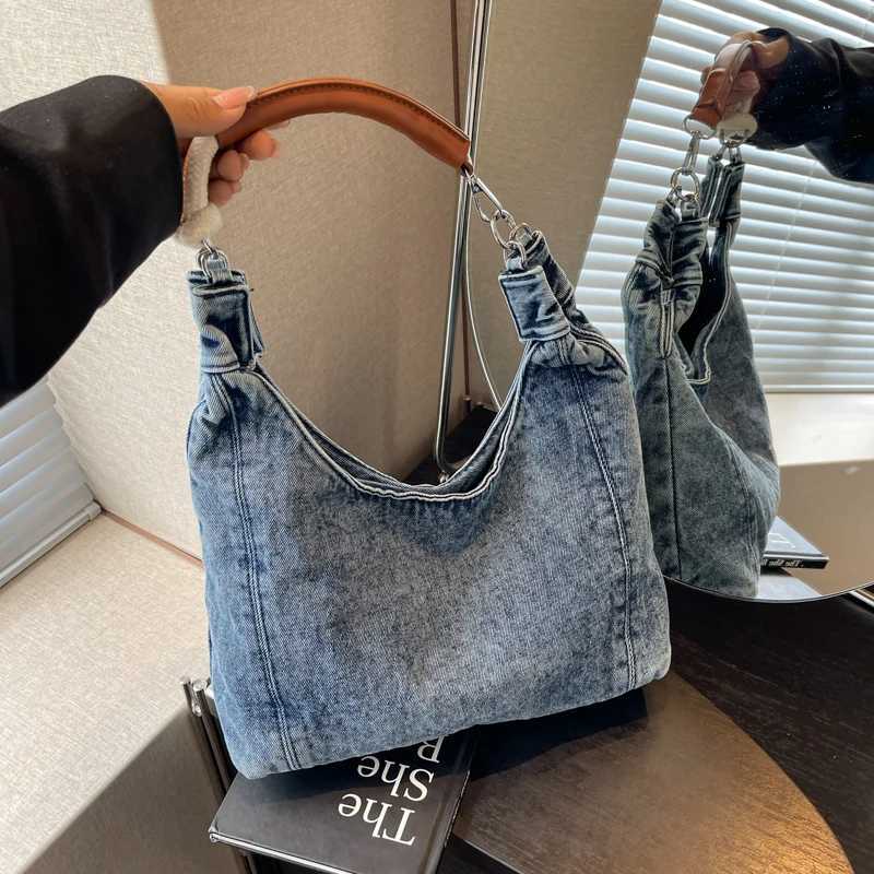 New Free Delivery Denim Shopper Purse Fi Wen Totes Shoder Bag Fem Khaki Canvas Designer French Style Underarm Handbag Z250210 Designer Bag Luxury Bag 