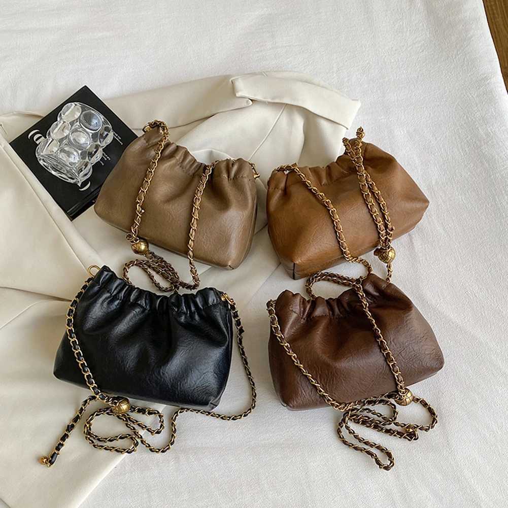 Womens chain shoulder bag PU leather cross body casual messenger bag Womens chain shoulder bag Y250319